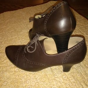 Easy Spirit Brown Bootie